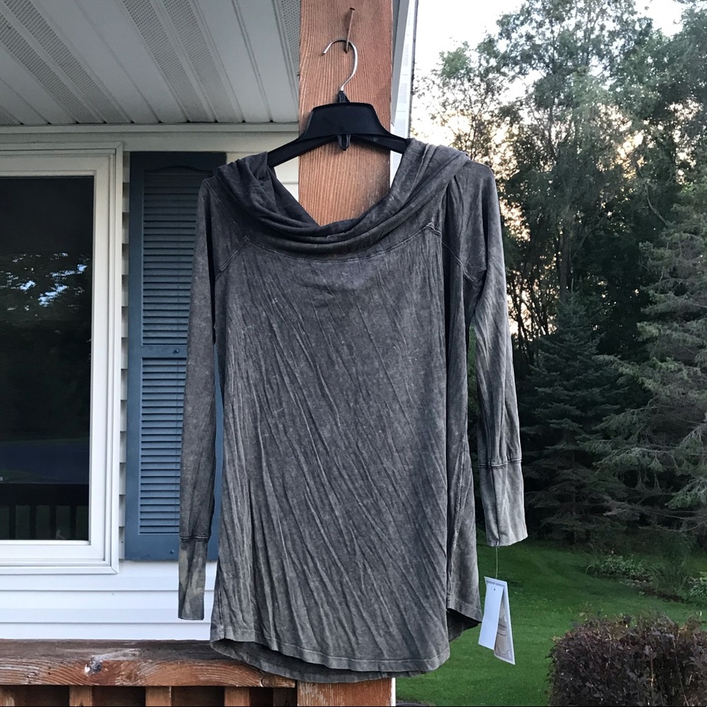 NWT Multi-Wear Long Sleeve Tunic